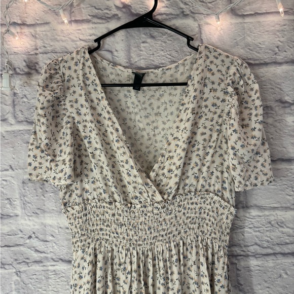 Wild Fable Floral V-Neck Dress size Small - Picture 7 of 8